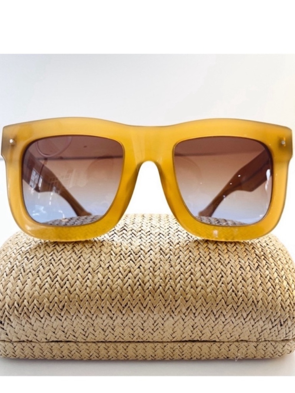 Grey Ant status sunglasses